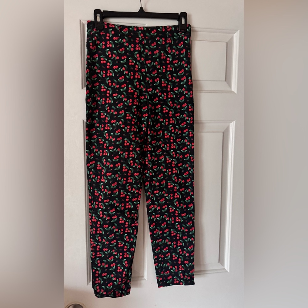 Forever 21 Cherry Print High Rise Stretchy Pants – Size Small